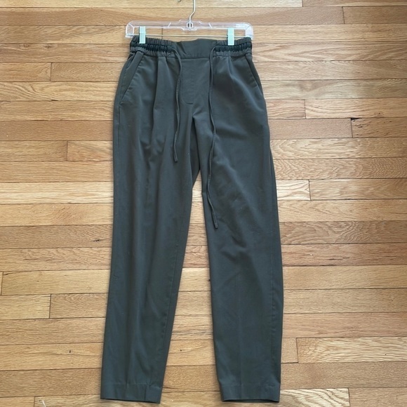 Zara Women’s Green Pants Trousers - size XS - Picture 1 of 4